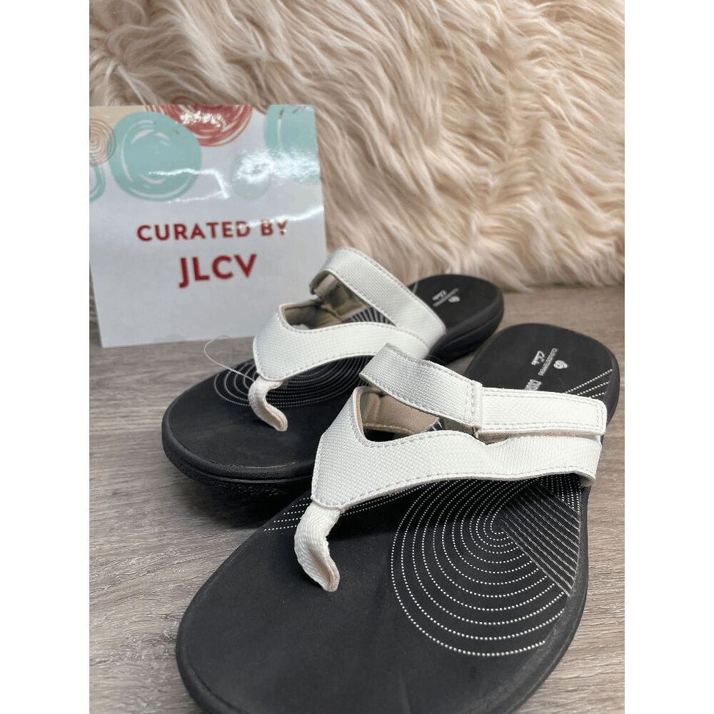 Clarks Collection Women's Brinkley Marin Flip Flop Sandals - White Blanc 9M